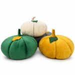 Taburet decorativ tip dovleac din catifea, 70 cm circumferință, 35 cm înălțime